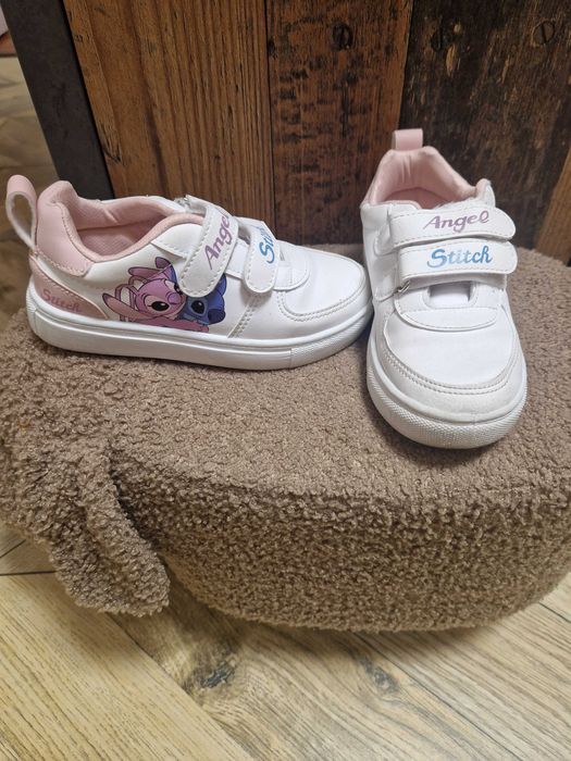 Два чифта детски маратонки за момиче