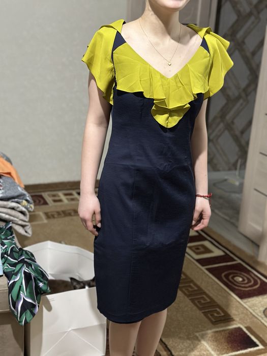 Платья все фирменные