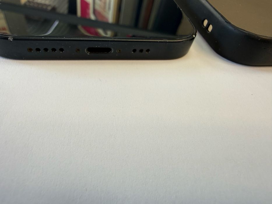 Iphone 13 128gb 86%  батерия!