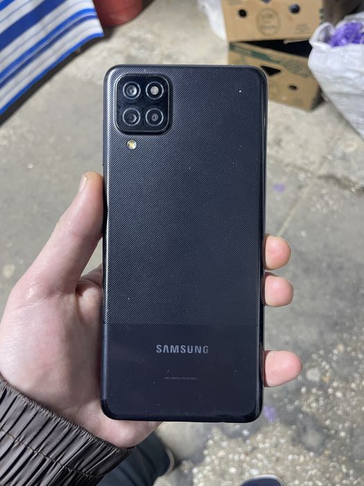 samsung a12 128 gb holat rasmda korsatilgan
