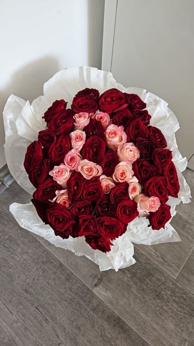 51 штука розы с буквой А