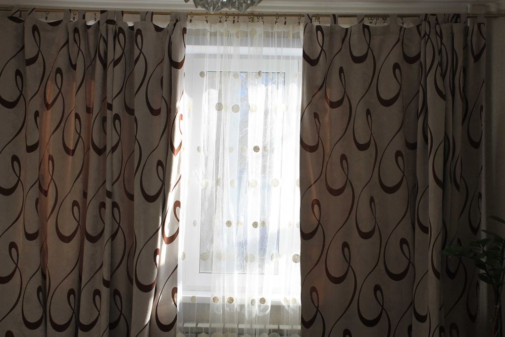 Продам шторы в хорошем состоянии