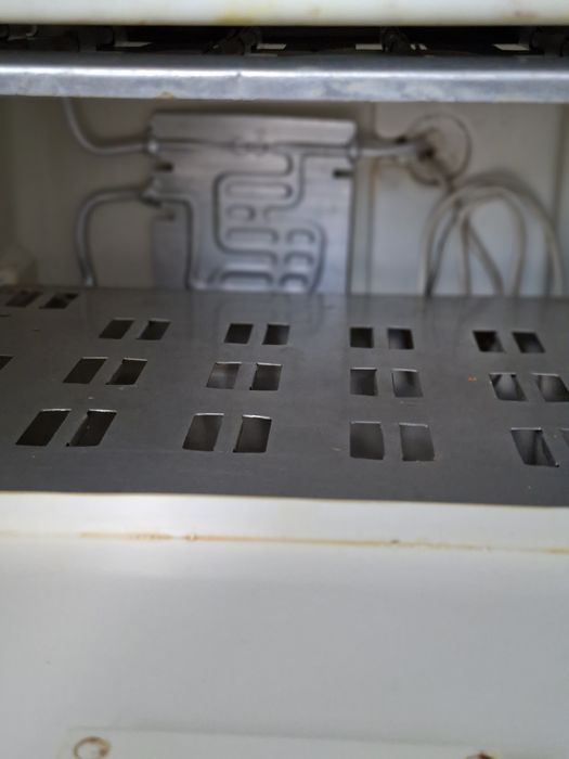 Congelator vertical Arctic 4212 E – funcțional