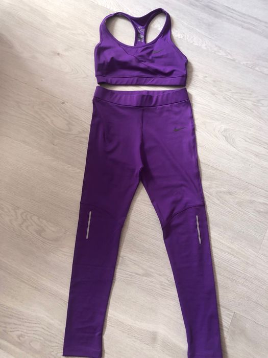 Дамски комплект от две части Nike
