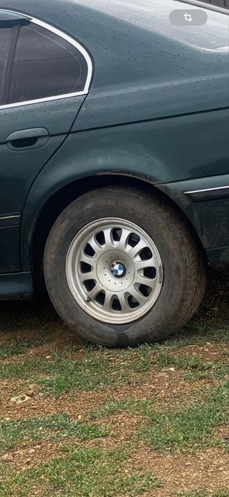 Продам запчасти бмв