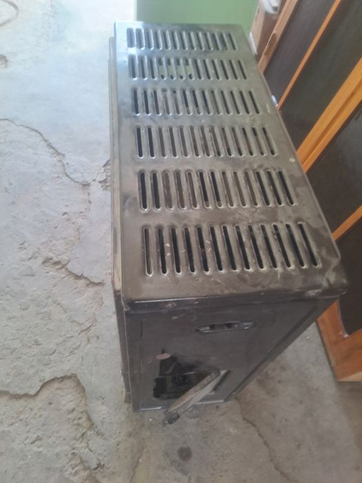 Эрон печкаси сотилади.