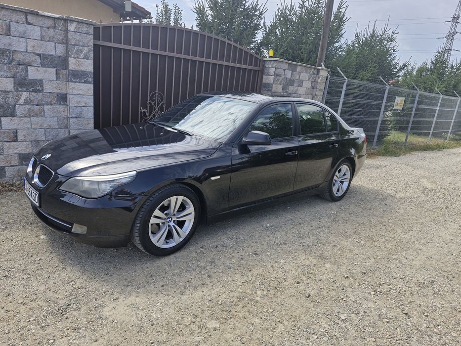 BMW Seria 5 2010 — imagine 2