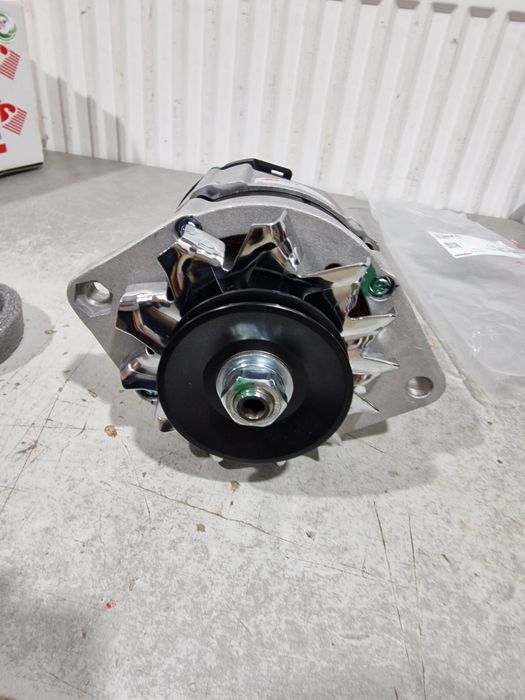 Alternator tractor fiat 24 v fiat 300 411 411,412,415 preț 700  lei te