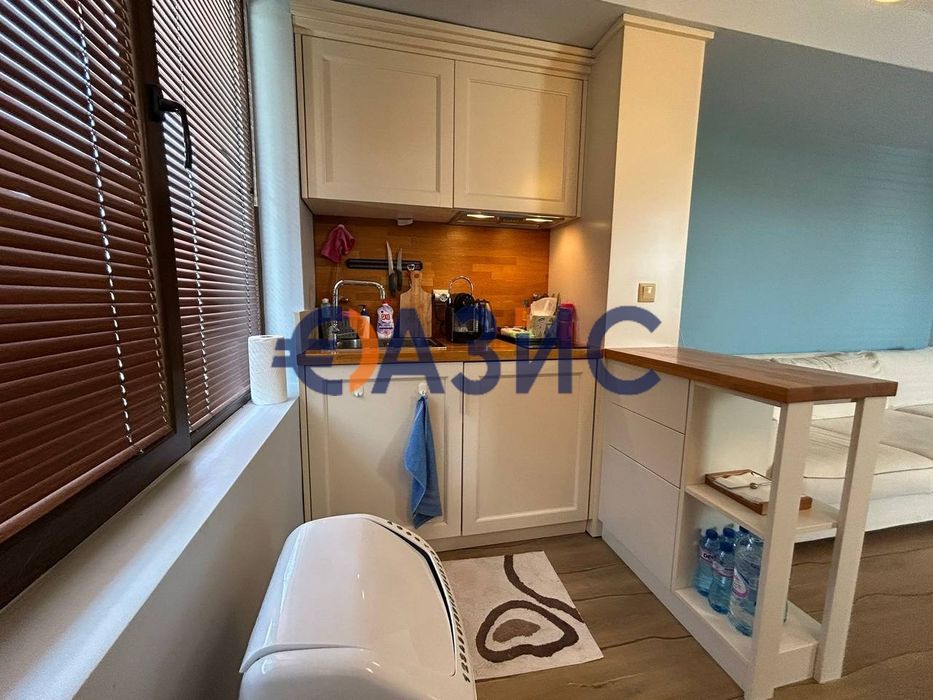 Продава се Двустаен апартамент в к.к. Слънчев бряг - 87 кв.м за 580 €/кв.м - Снимка #11