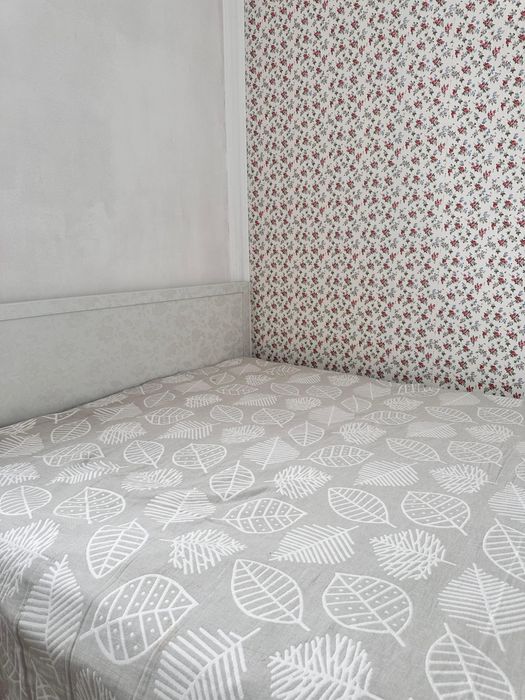 Продам кровать с матрасом