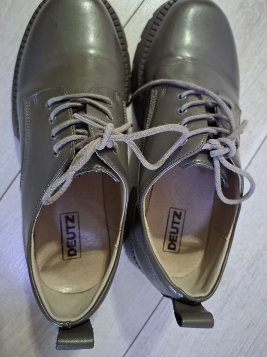 Обувь женская кожаная