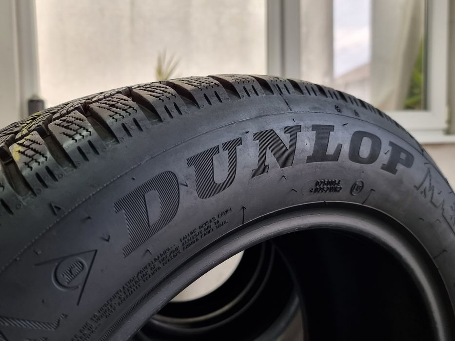 225/55/17 Dunlop 4Броя: 380лв 8.5мм