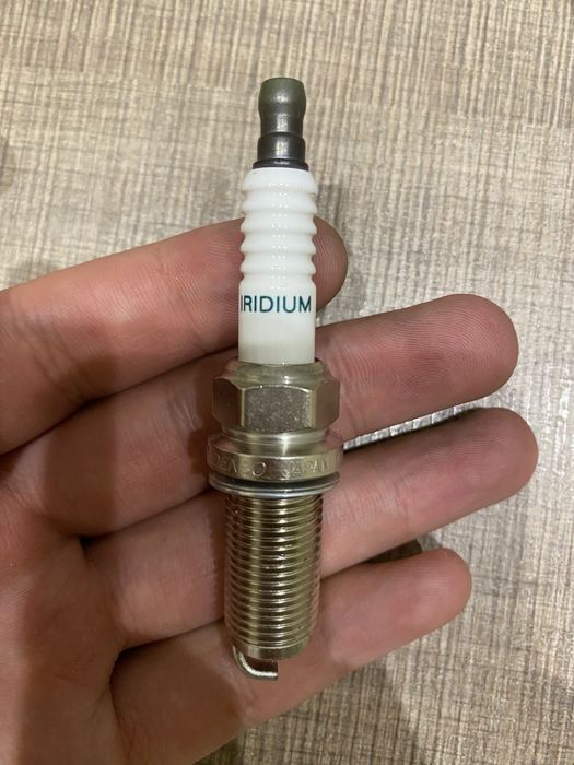 Продам свечи denso sk20hr11 оригинал