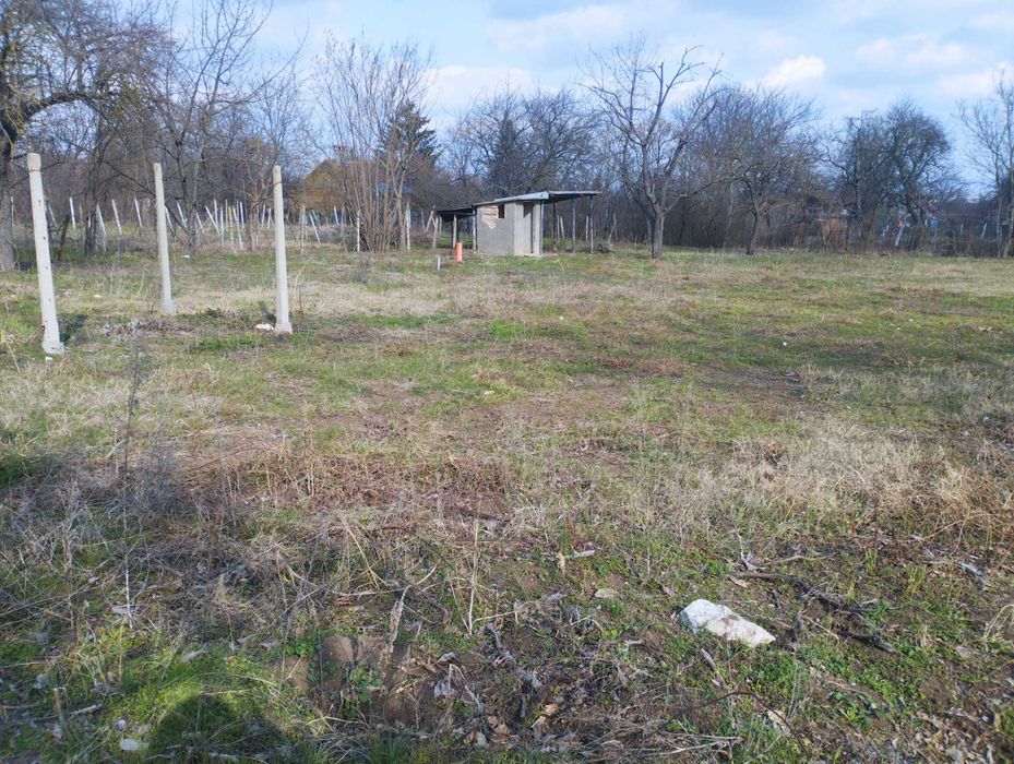 Продава се Парцел в с. Дибич, Област Шумен - 928 кв.м за 31 €/кв.м - Снимка #1