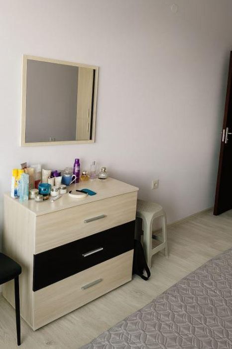 Двустаен апартамент в района на Колхозен пазар!