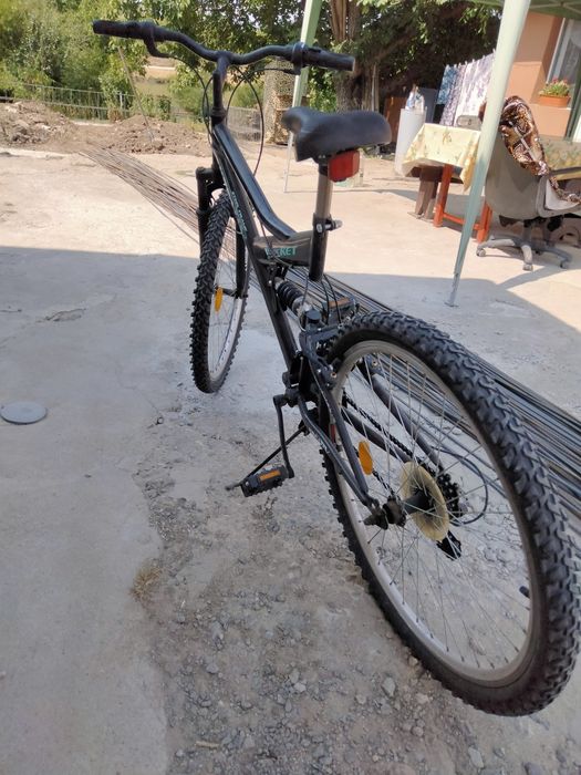 Vând bicicleta în stare buna.