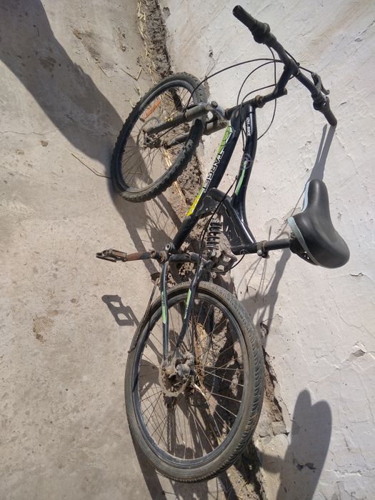 Скоростьли велосипед сотилади