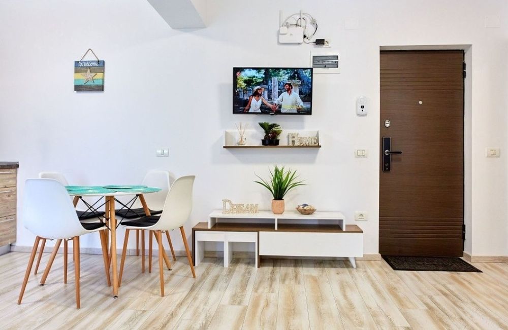 Închiriez Apartament (termen lung) în Mamaia Nord (Năvodari)