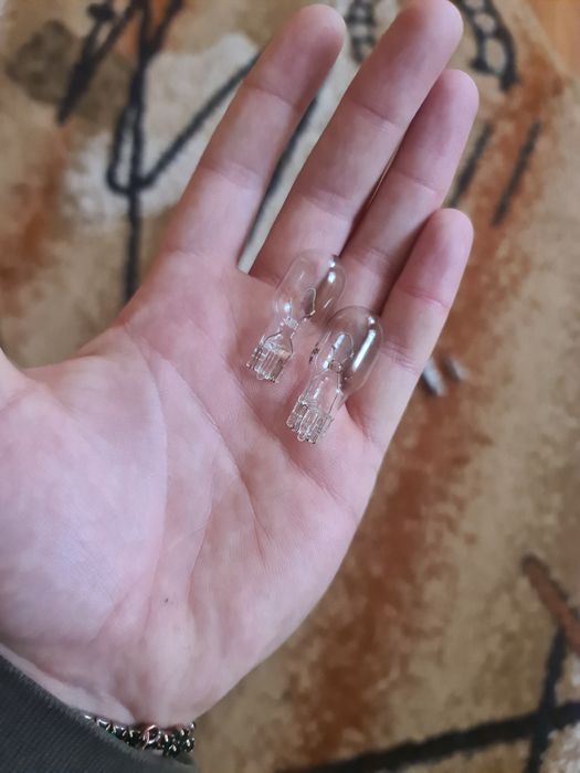 Bec becuri H7 faza scurta lunga pozitii semnalizari numar plafon