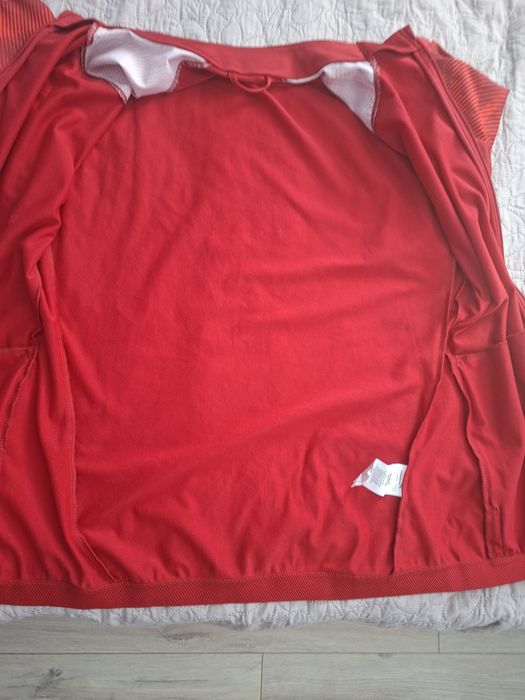 Червено горнище PUMA