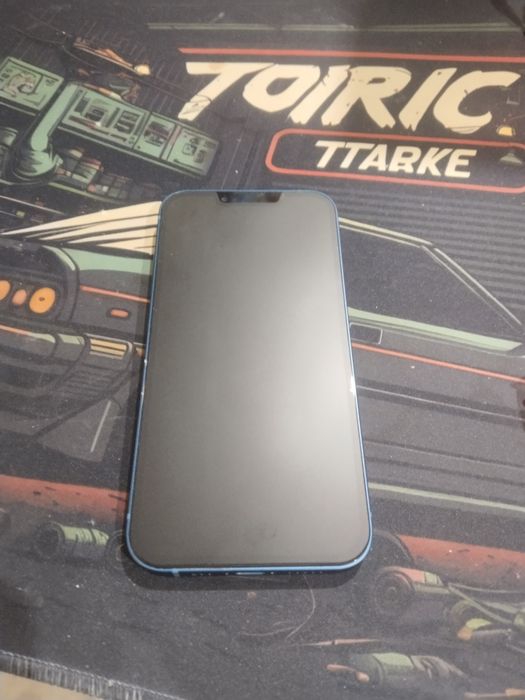iPhone 13/128 в хорошем состоянии