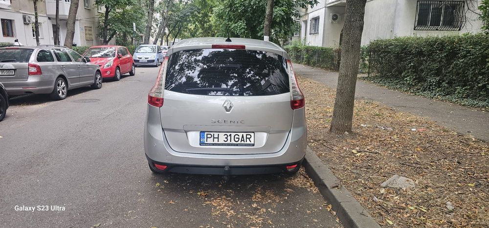 RENAULT Grand Scenic 2013 — imagine 2