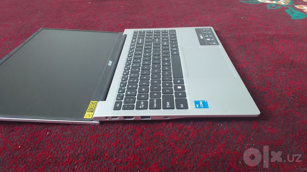 Aser Aspire 3 A325-53.Noutbook,16 ga 512 SSD.128mb videoadapter.