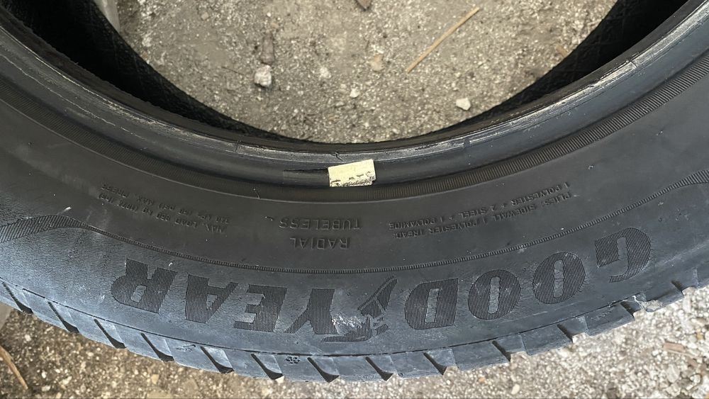 Goodyear  Vector 225/55/18