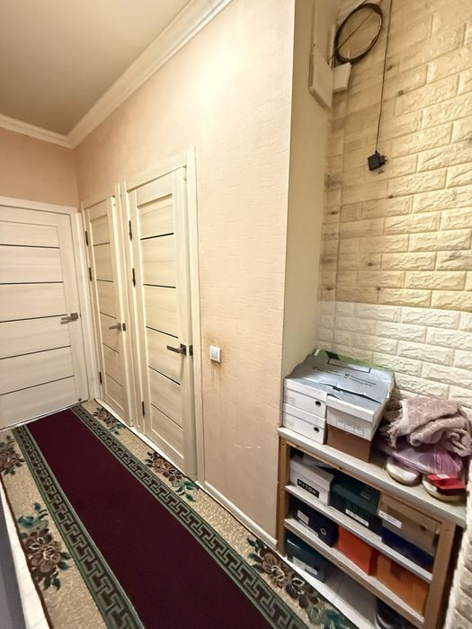 Чилонзор 17/1 да квартира сотилади