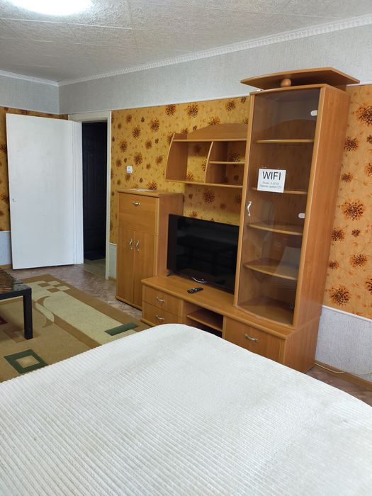 2000 тенге за два часа. Смарт-TV