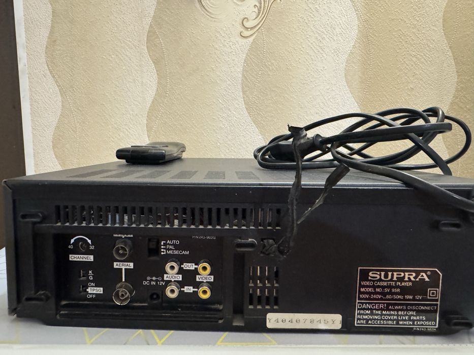 Продаётся видеомагнитафон Supra (Япония)