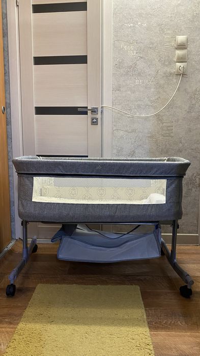 Продам детскую кроватку