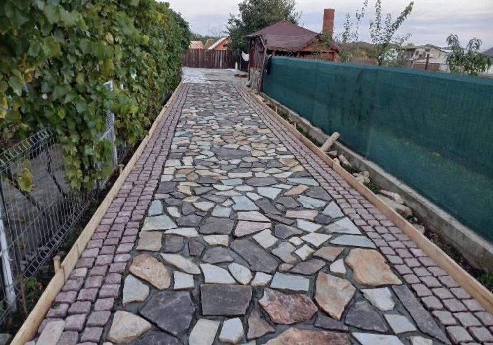 Piatra naturala oferim transport si montaj in toata tara