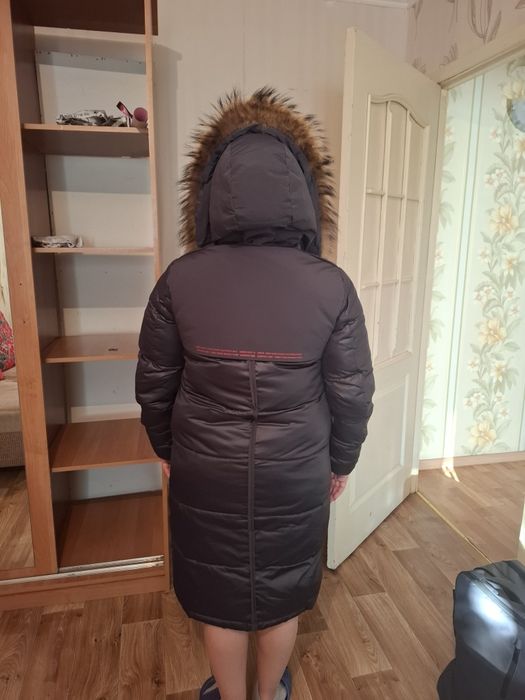 Продам пуховик женский