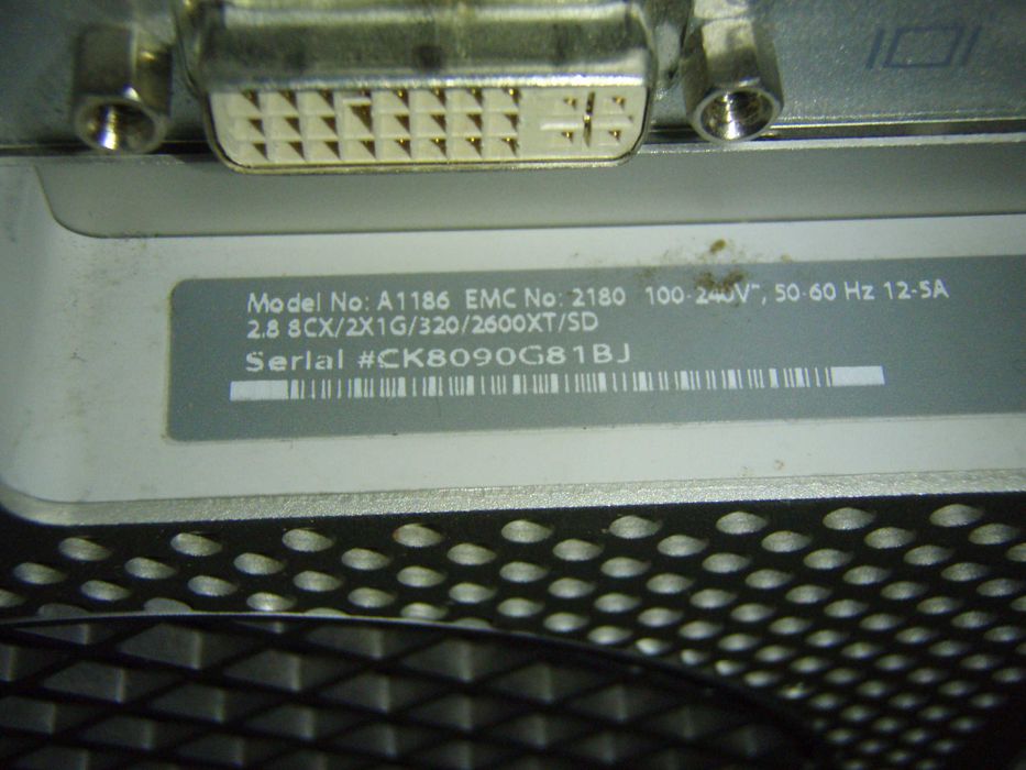 Apple MacPro 3.1 2 Intel Xeon E5462 HDD 320Gb RAM 5Gb ATI 2600XT 256Mb