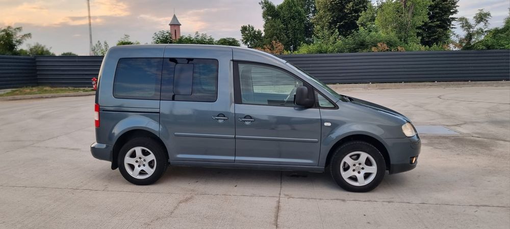 VOLKSWAGEN Caddy 2006 — imagine 3