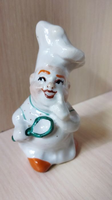 Статуэтка солонка Городница