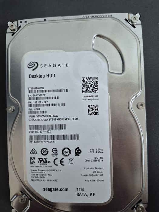 Жесткий диск  1000 Гб