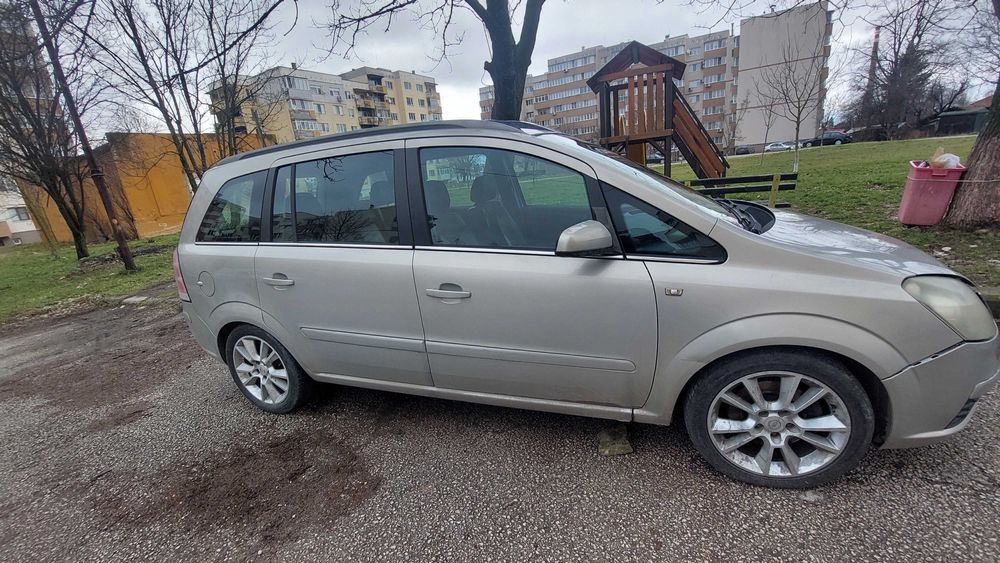 OPEL zafira b 1.9 cdti