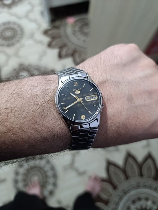 Seiko японский соат сотилади