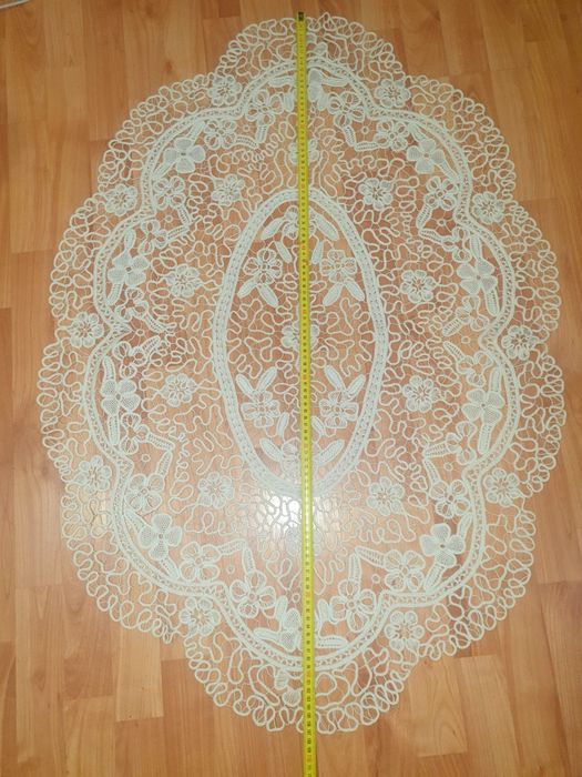 Fata de masa macrame