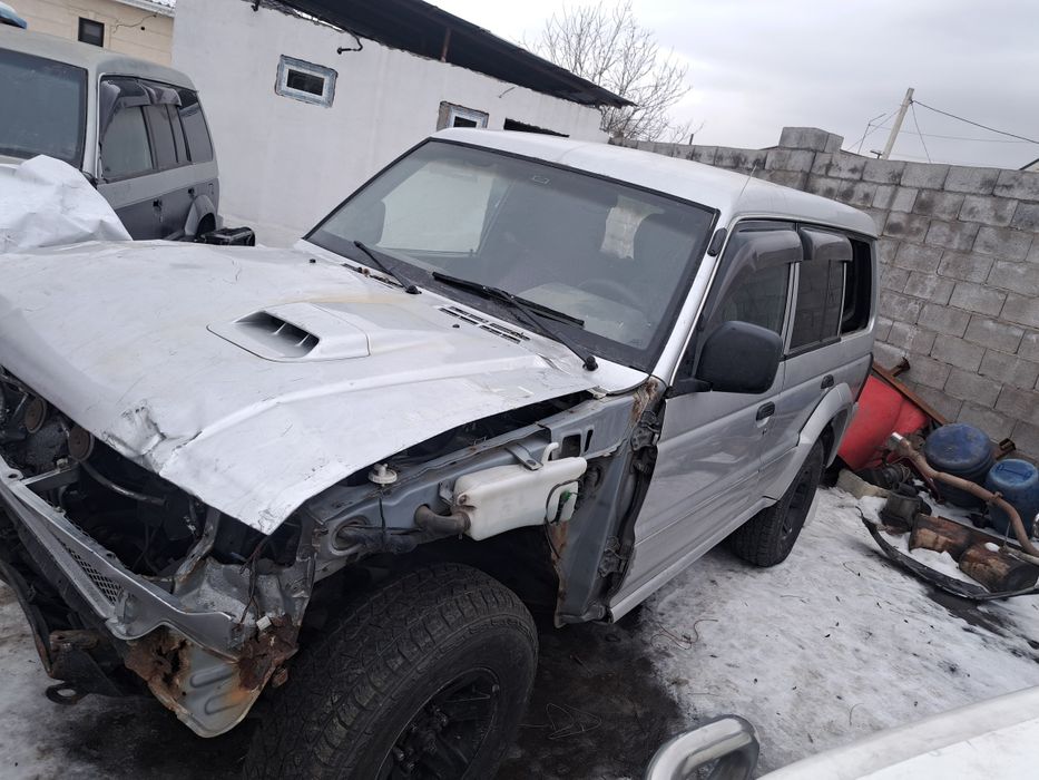 Поджеро2  4м40 на механике!