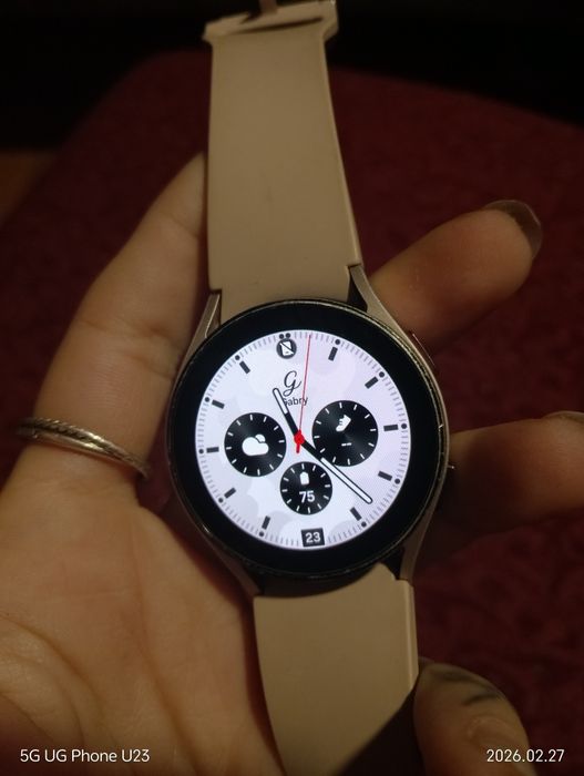 Смарт часовник Samsung Watch4