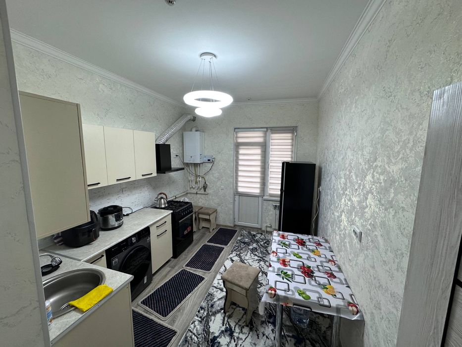 Квартира  для  парней / студентов (Янги Дархан-2)