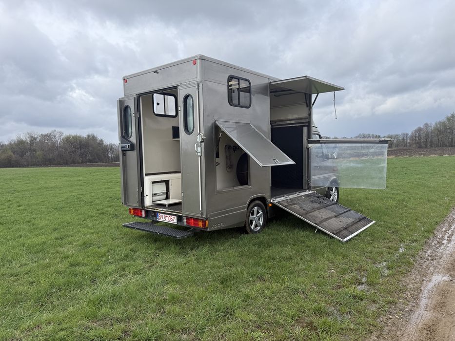 Vand autoutilitara transport cai stare impecabila