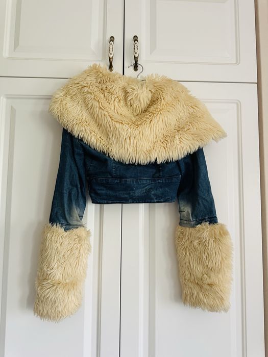 Geaca din blug , cu blana ecologica de la firma Mexton masura Xs