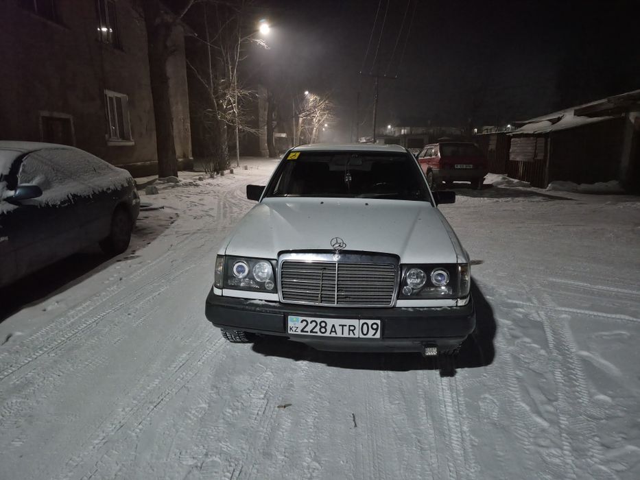 Продам мерседес 124