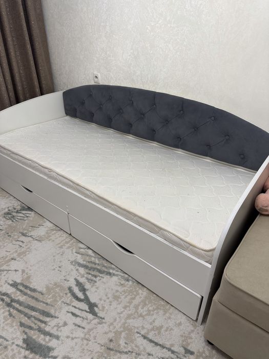 Продается кровать