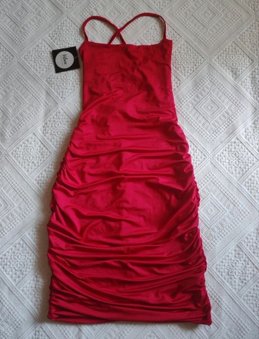 Rochie mărimea XS, noua cu eticheta, Velane, de culoare rosie.