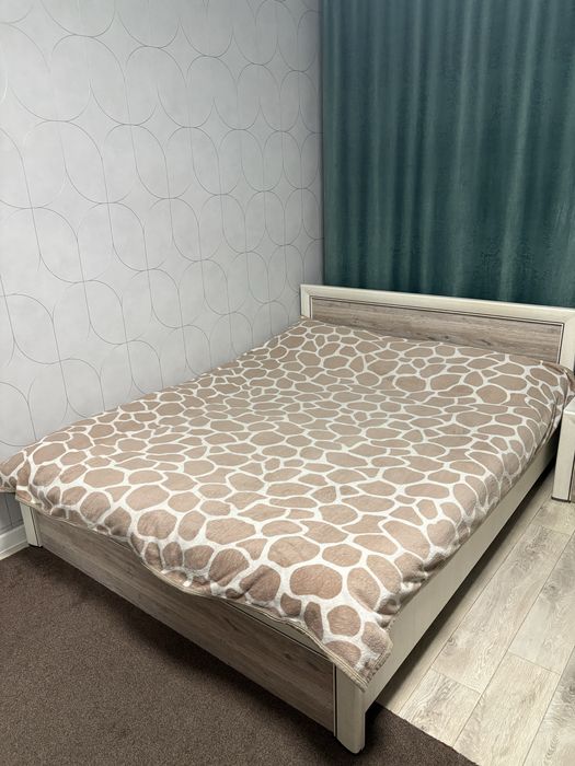Продам кровать, размер 160*200 с матрасом